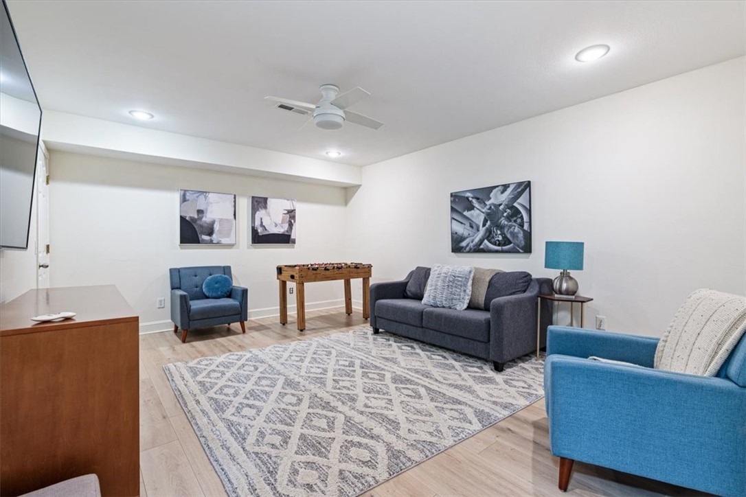 Belle Royal Sub Bentonville - Residential Income