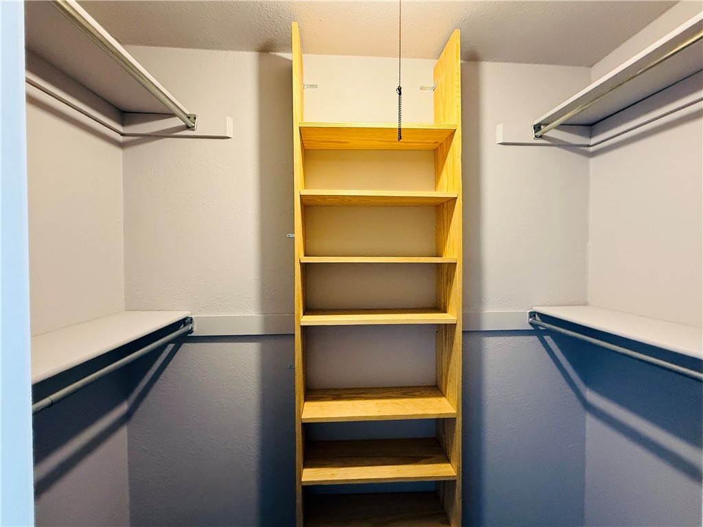 Oak Hill 02 Ph 02 - Residential Lease