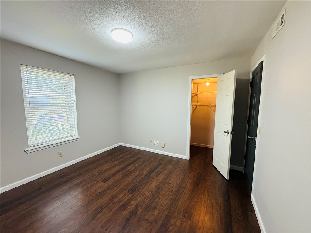 Oak Hill 02 Ph 02 - Residential Lease