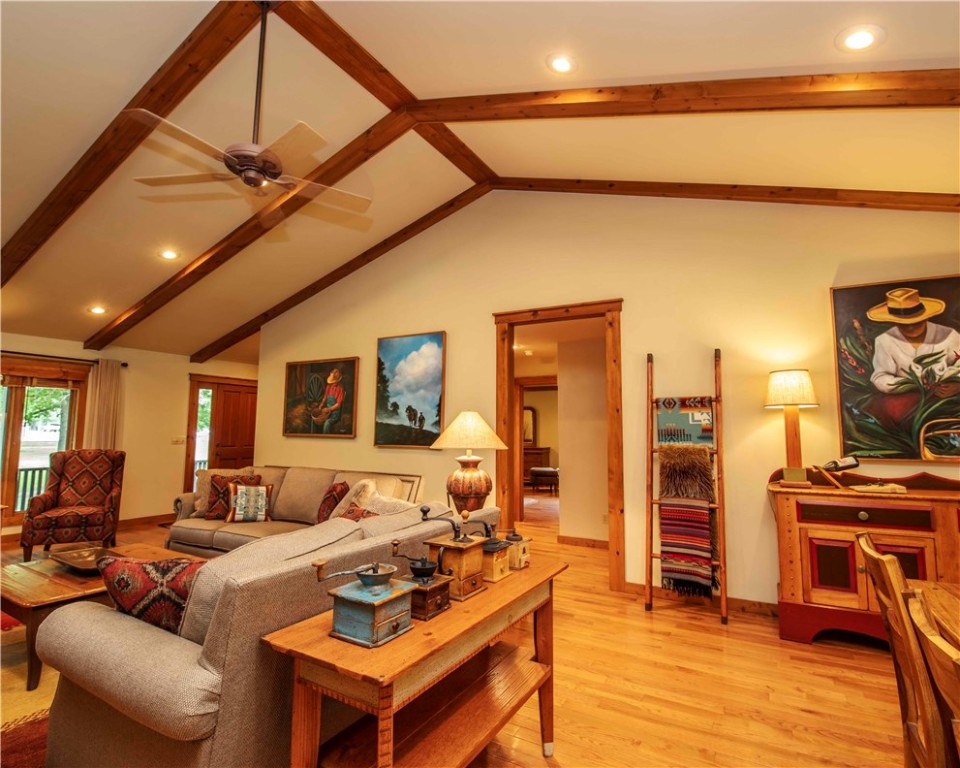 Lincoln Outlots - Residential