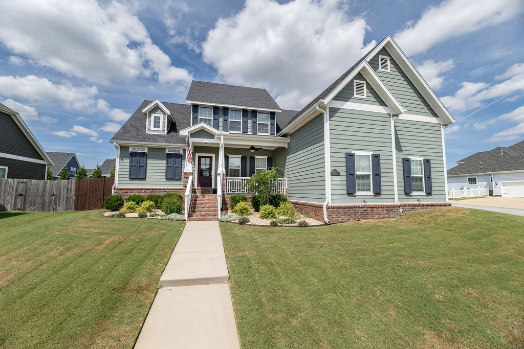 HYDE PARK-CAVE SPRINGS - Residential