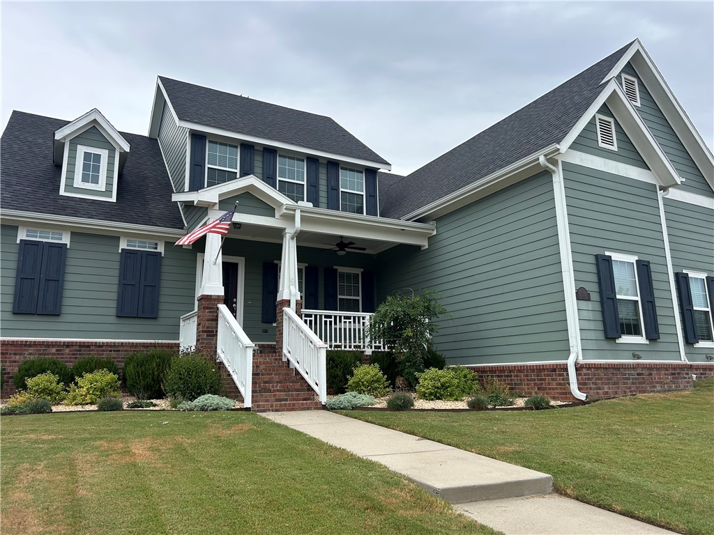 HYDE PARK-CAVE SPRINGS - Residential