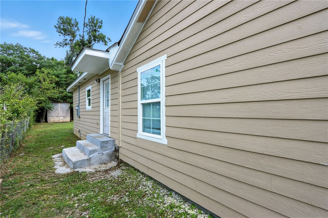 Duckworths Add Rogers - Residential