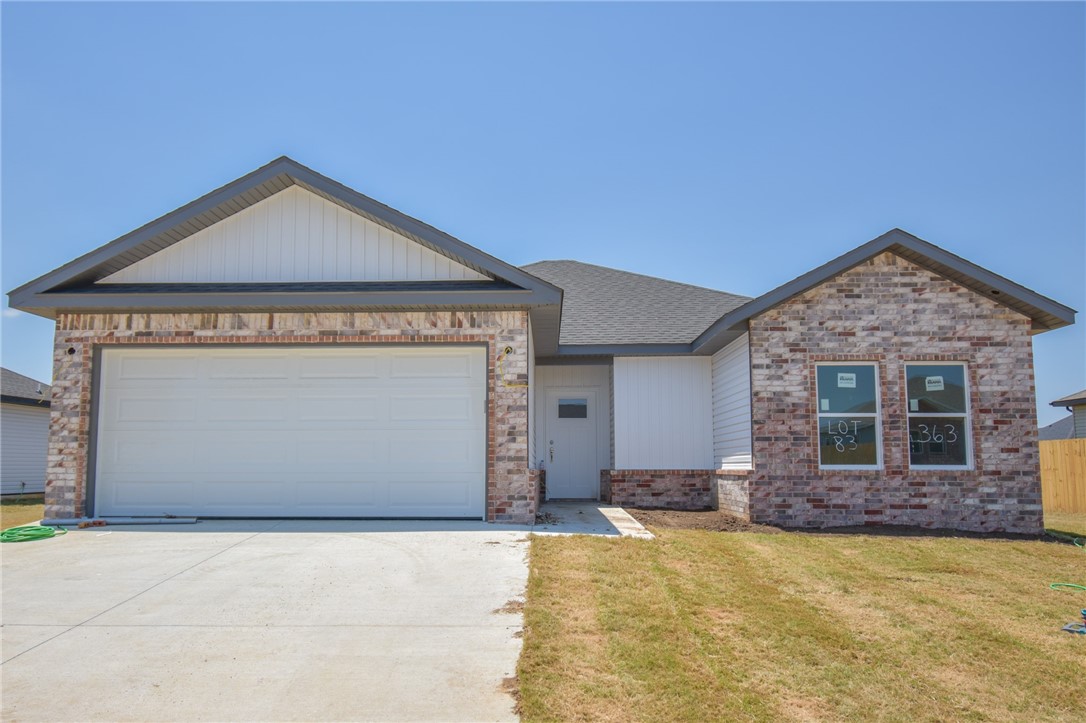 Be a part of this brand-new neighborhood in Farmington! Just moments from Fayetteville, you will not find a better location. Keep the small town feel while you enjoy being part of a community. Enjoy the open floor plan and walk out to your covered patio in the back to relax. This home is in a growing school district and just down the street from the city park! Agent owned.