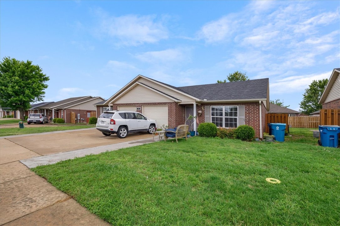 Carriage Square Sub Bentonville - Residential