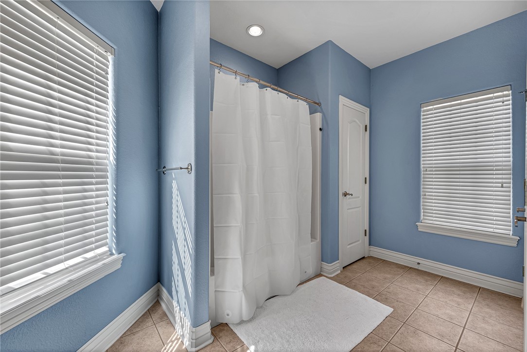 Shadow Valley Ph II Rogers - Residential