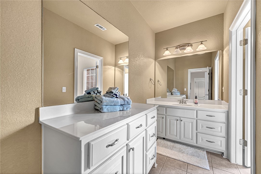 Shadow Valley Ph II Rogers - Residential