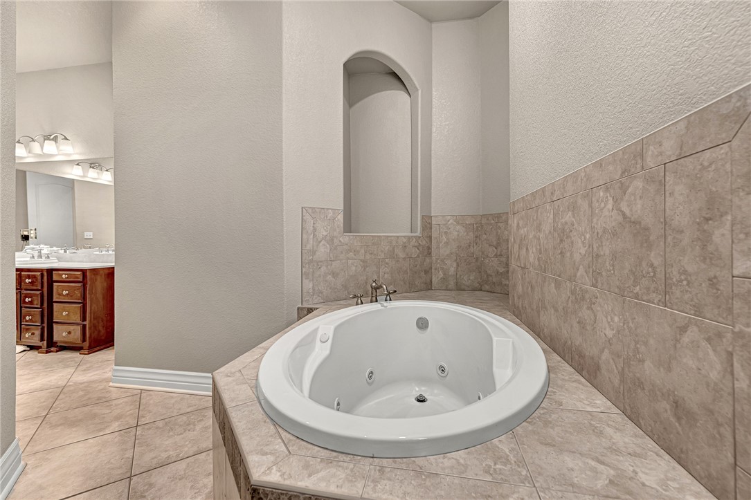 Shadow Valley Ph II Rogers - Residential