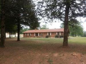 Cute 3 bedroom home on 2.5 acres in the Pottsville School District. Nice level lot with mature trees. Don't miss seeing this one! PROPERTY SOLD AS IS