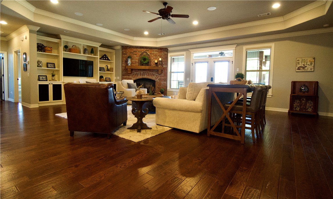 Estates Of Lakeway - Residential