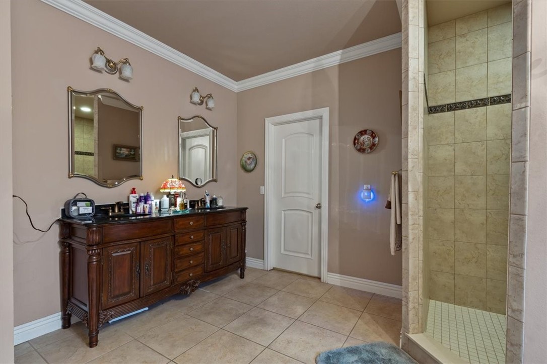 Unit 118 Holiday Island - Residential