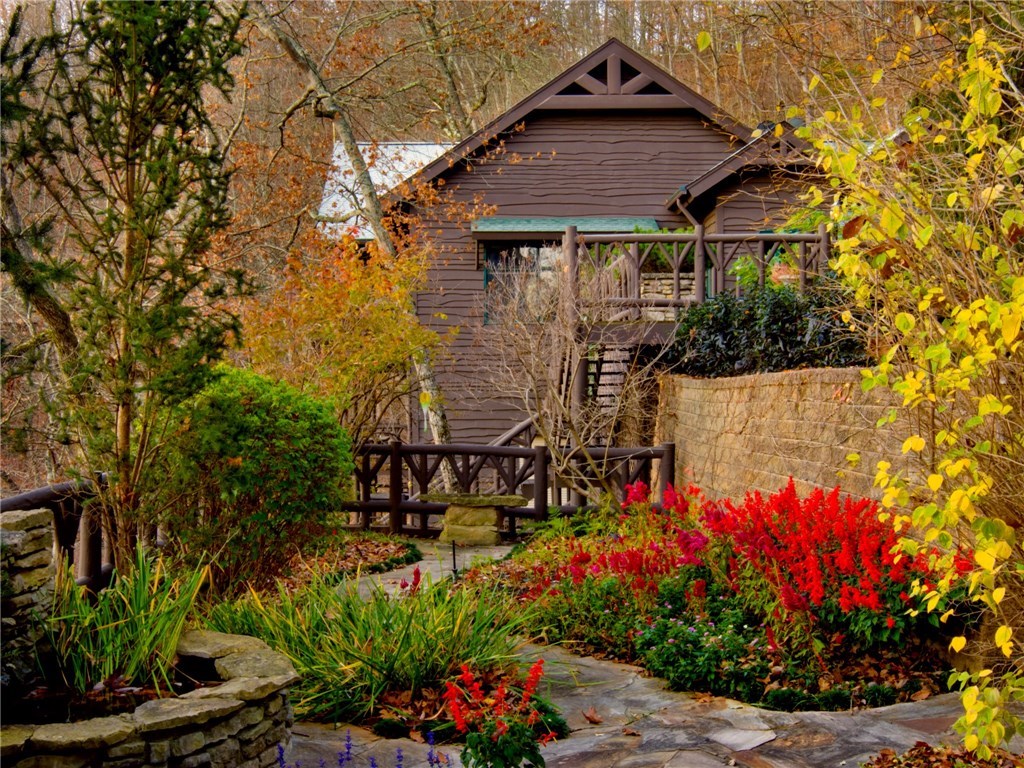 Sherwood Forest - Residential