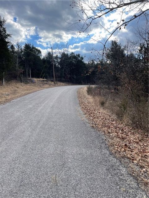 Unimproved Land in Eureka Springs AR 22 Hillside Dr 3.jpg