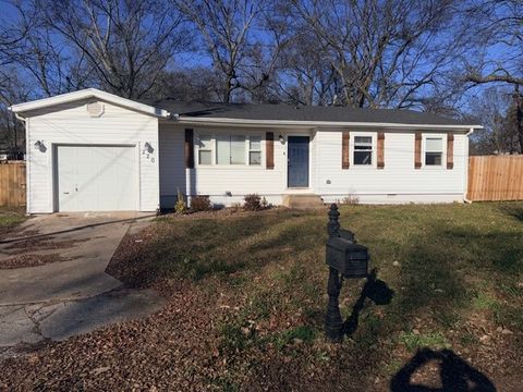 Photo of 220 W Parks Street, Prairie Grove, AR 72753 (MLS # 1330104)