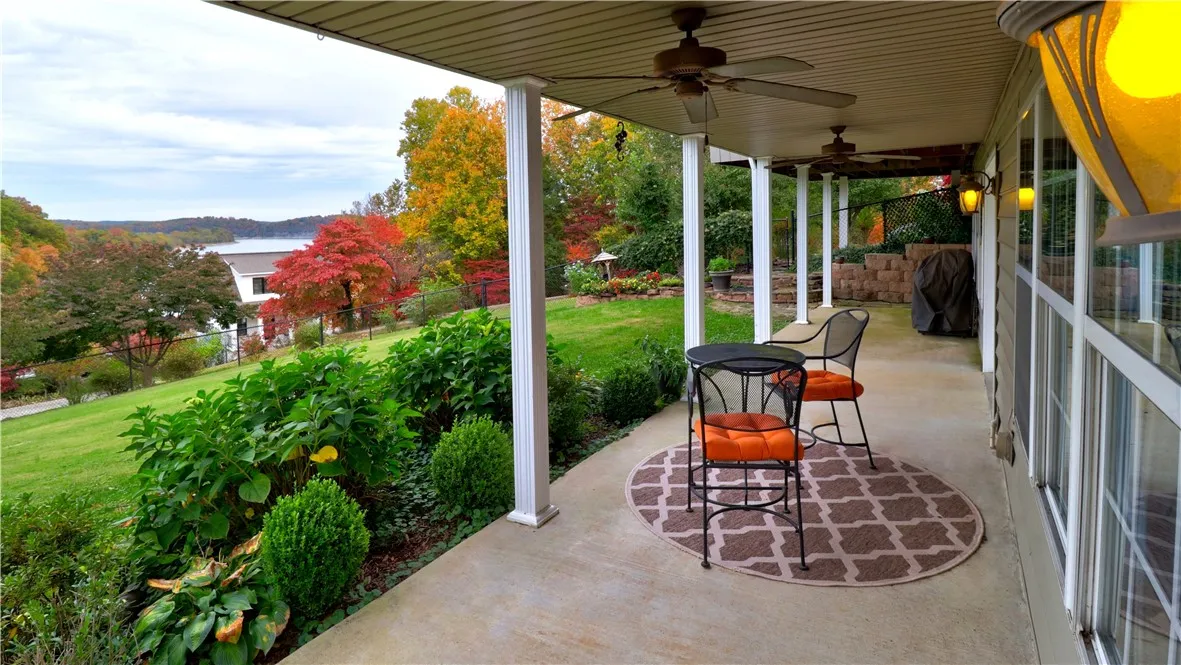 Springdale, Arkansas 72764, United States, 3 Bedrooms Bedrooms, ,2 BathroomsBathrooms,Residential,Active,222394