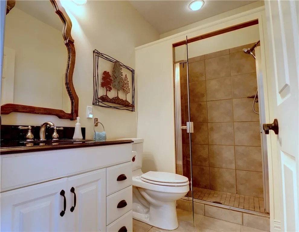 Springdale, Arkansas 72764, United States, 3 Bedrooms Bedrooms, ,2 BathroomsBathrooms,Residential,Active,222394