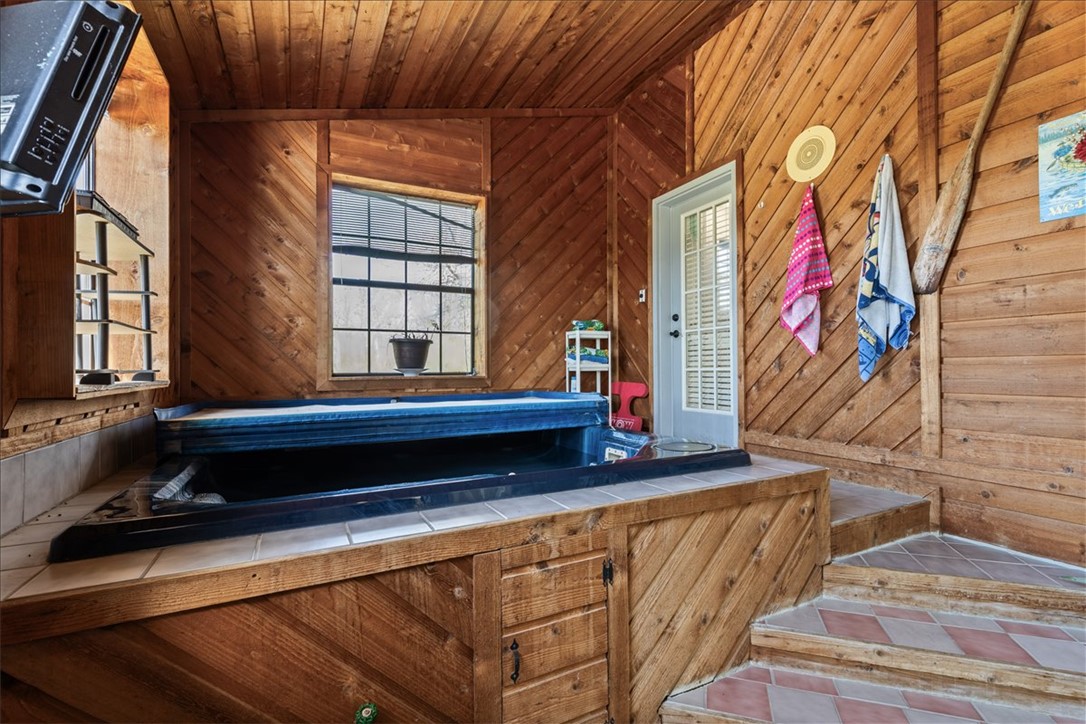 Gravette - Residential