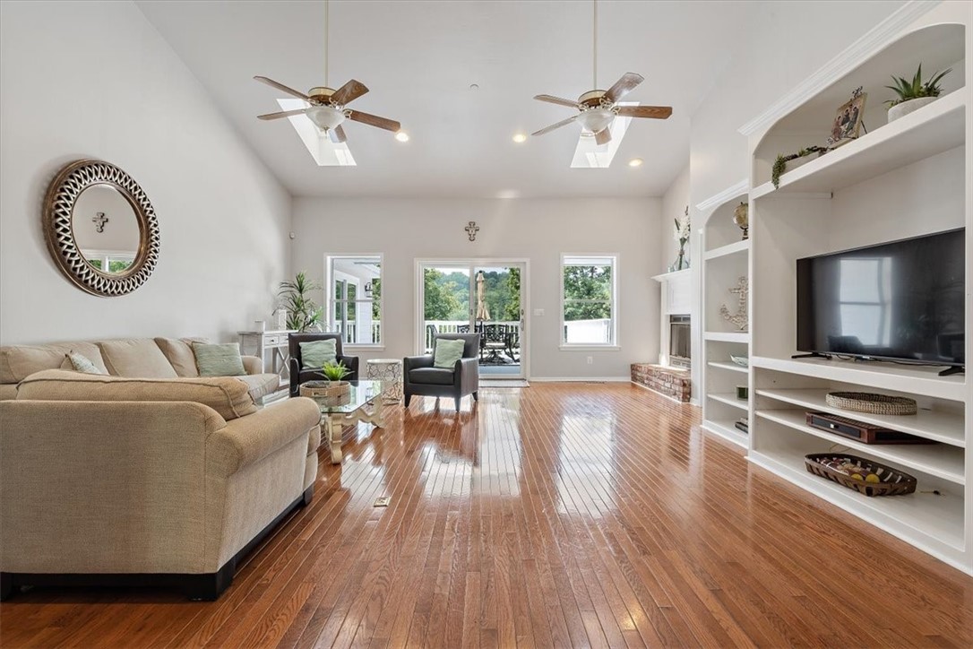 23-19-29-RURAL - Residential