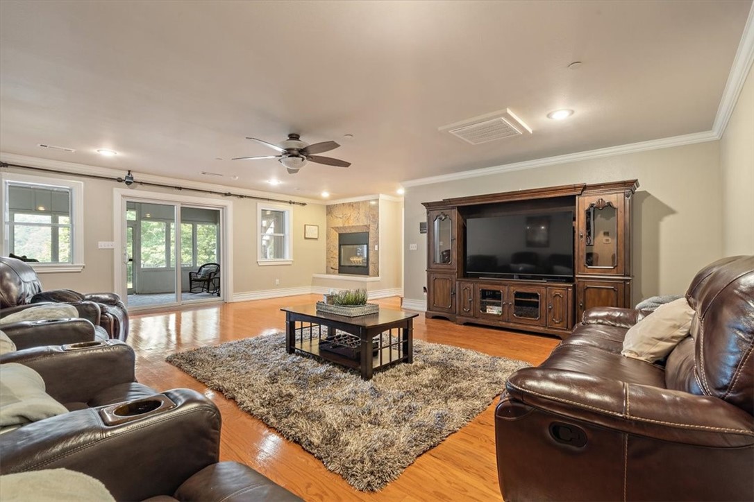 23-19-29-RURAL - Residential