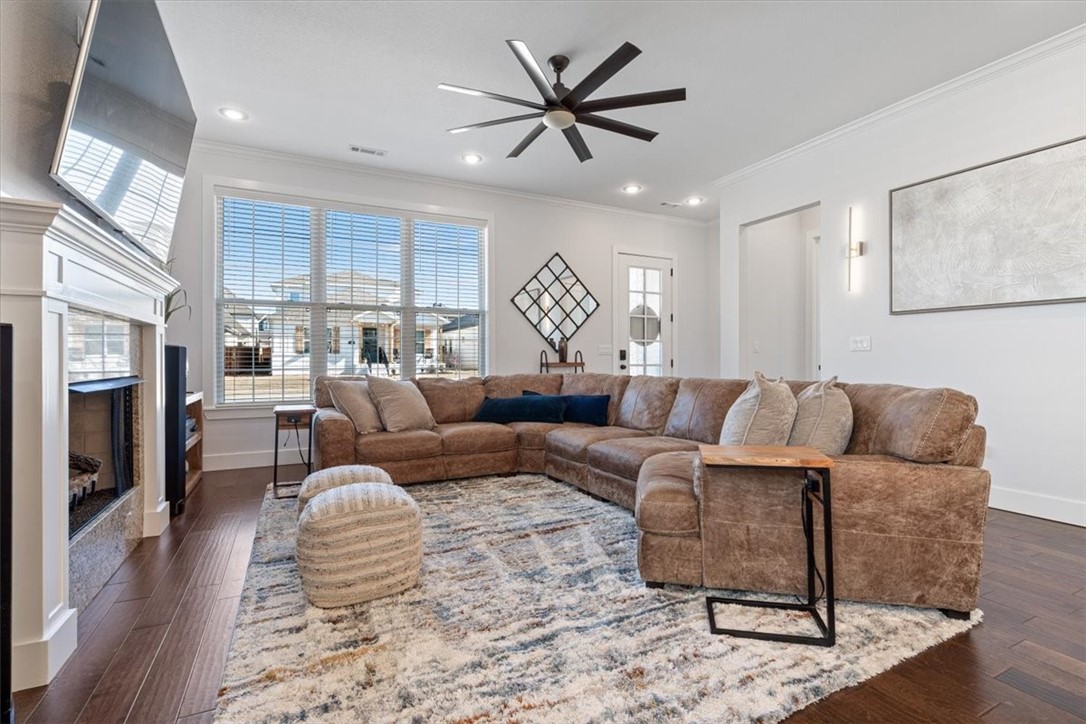 Aurora - Residential