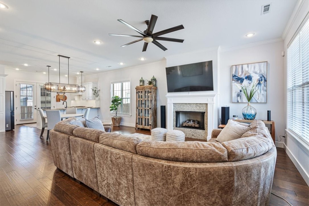 Aurora - Residential