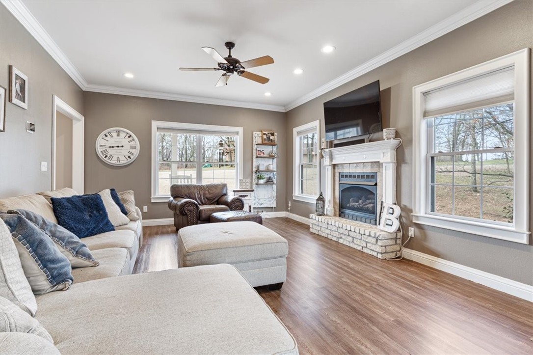 Edgewood Suburban Estate Rurban - Residential