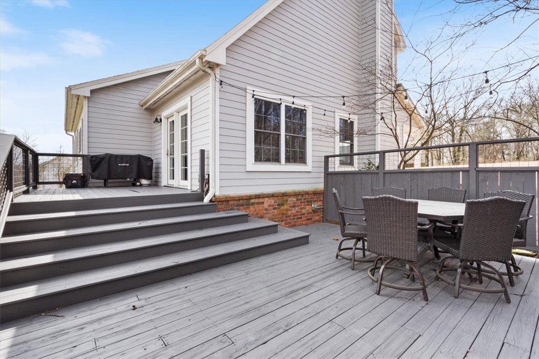 Edgewood Suburban Estate Rurban - Residential