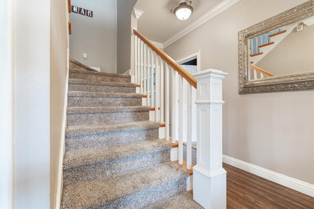 Edgewood Suburban Estate Rurban - Residential