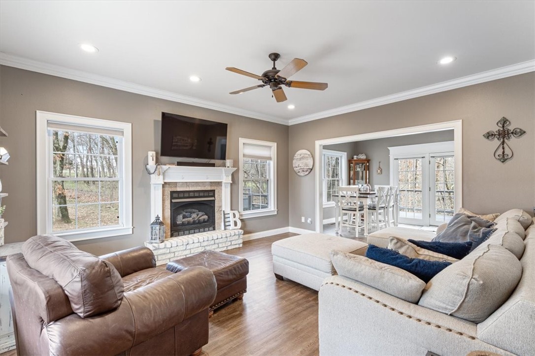 Edgewood Suburban Estate Rurban - Residential