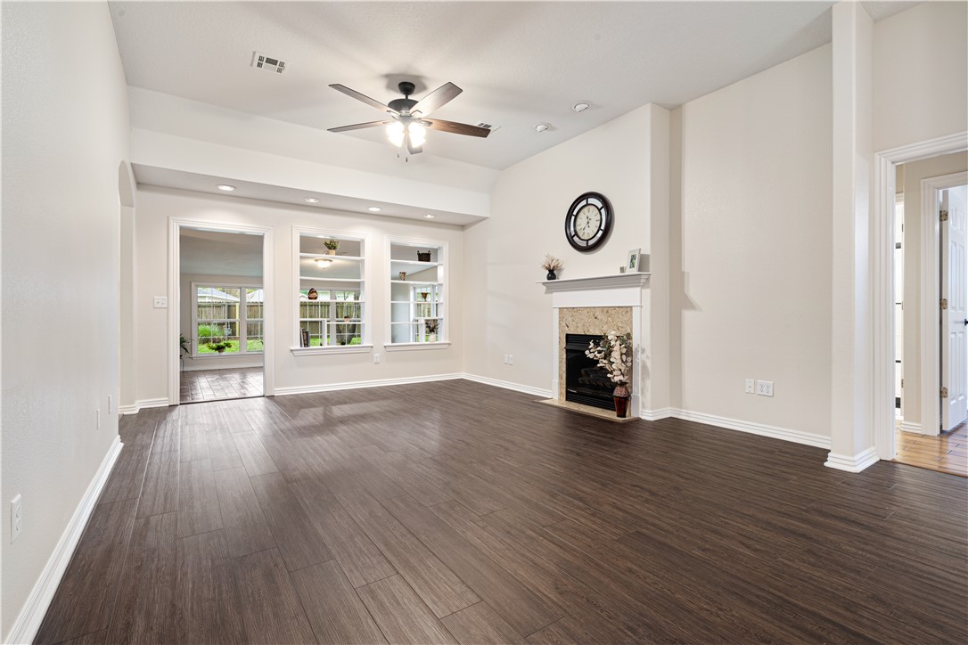 Tolleson Acres Sub Ph Ii Siloam Spgs - Residential