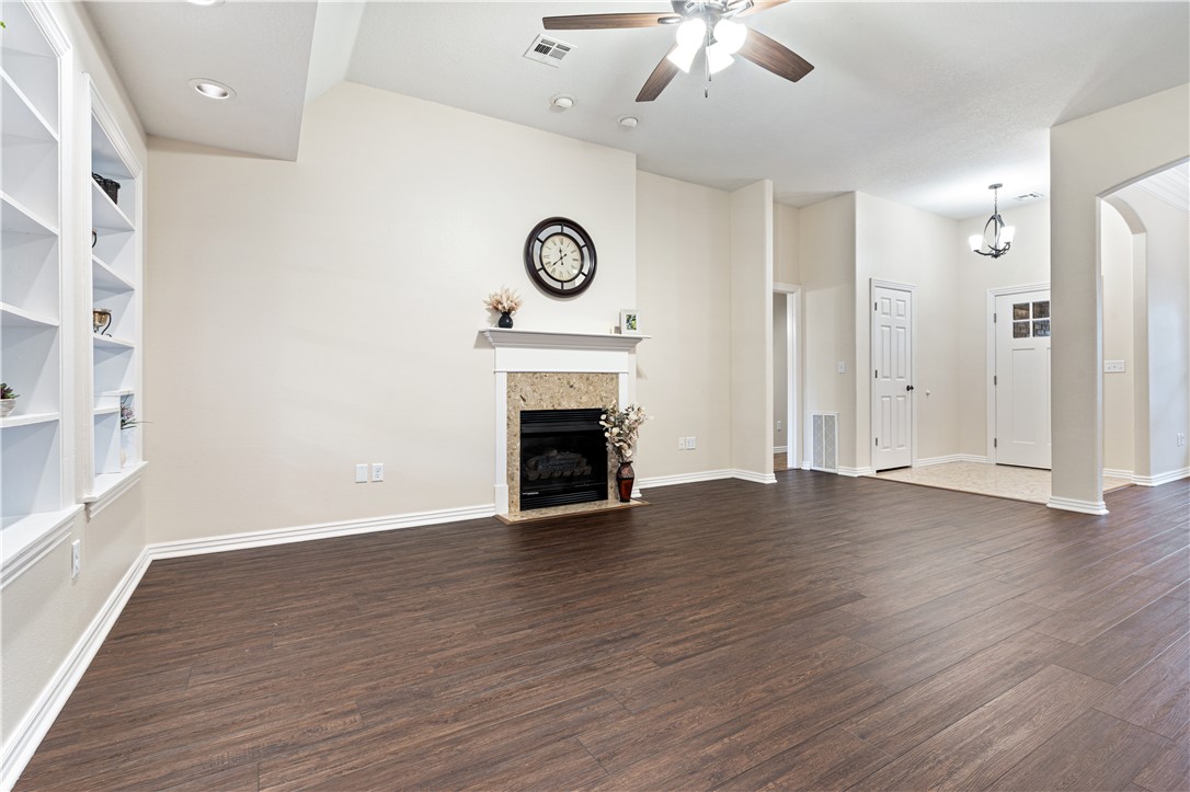 Tolleson Acres Sub Ph Ii Siloam Spgs - Residential