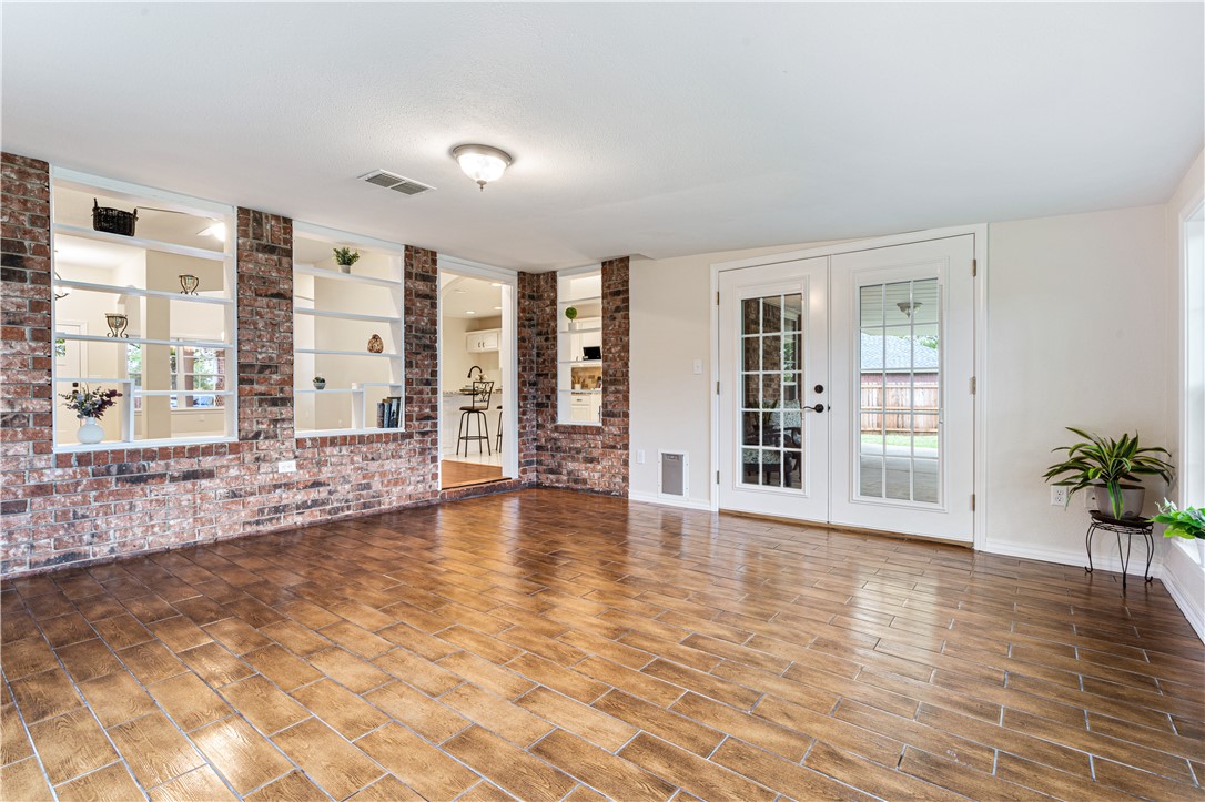 Tolleson Acres Sub Ph Ii Siloam Spgs - Residential