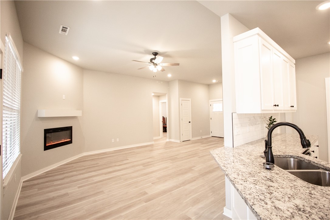 Grand Estates Ph 1 Gentry - Residential