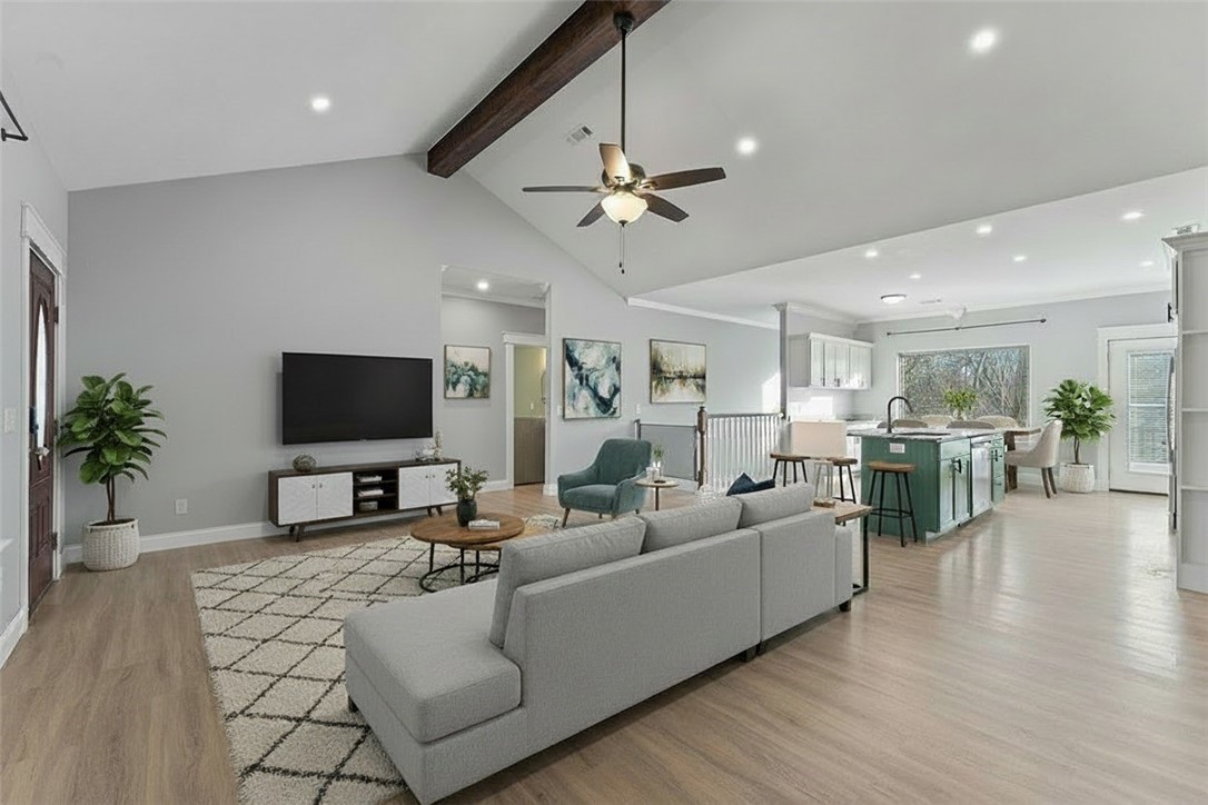 Creekwood Manor - Residential