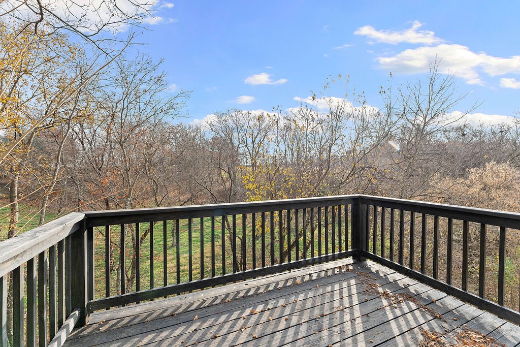 Creekwood Manor - Residential