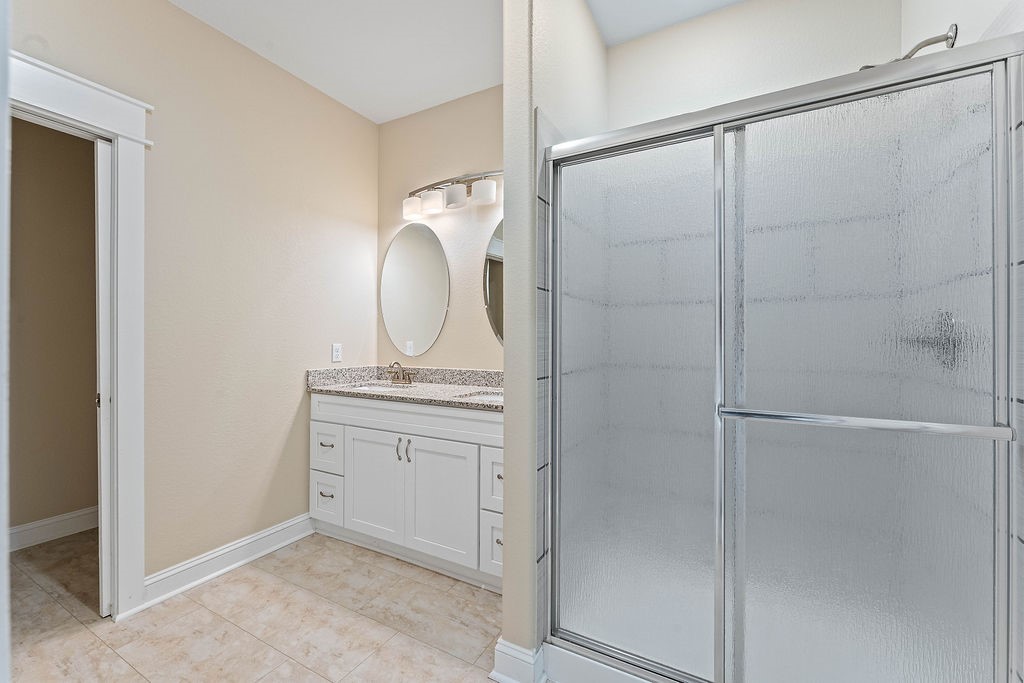 Creekwood Manor - Residential