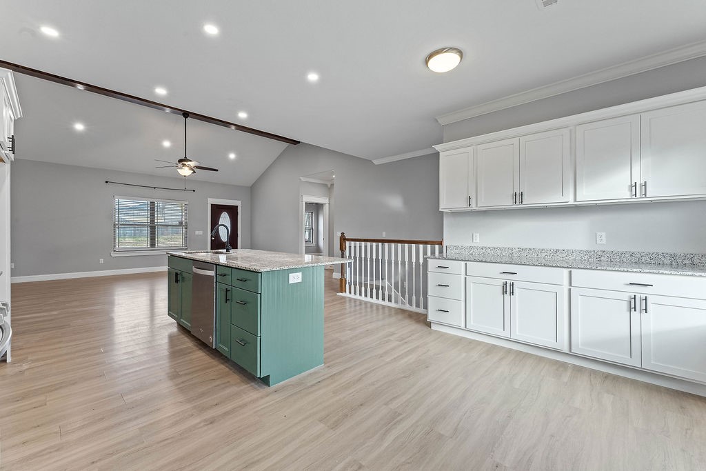 Creekwood Manor - Residential