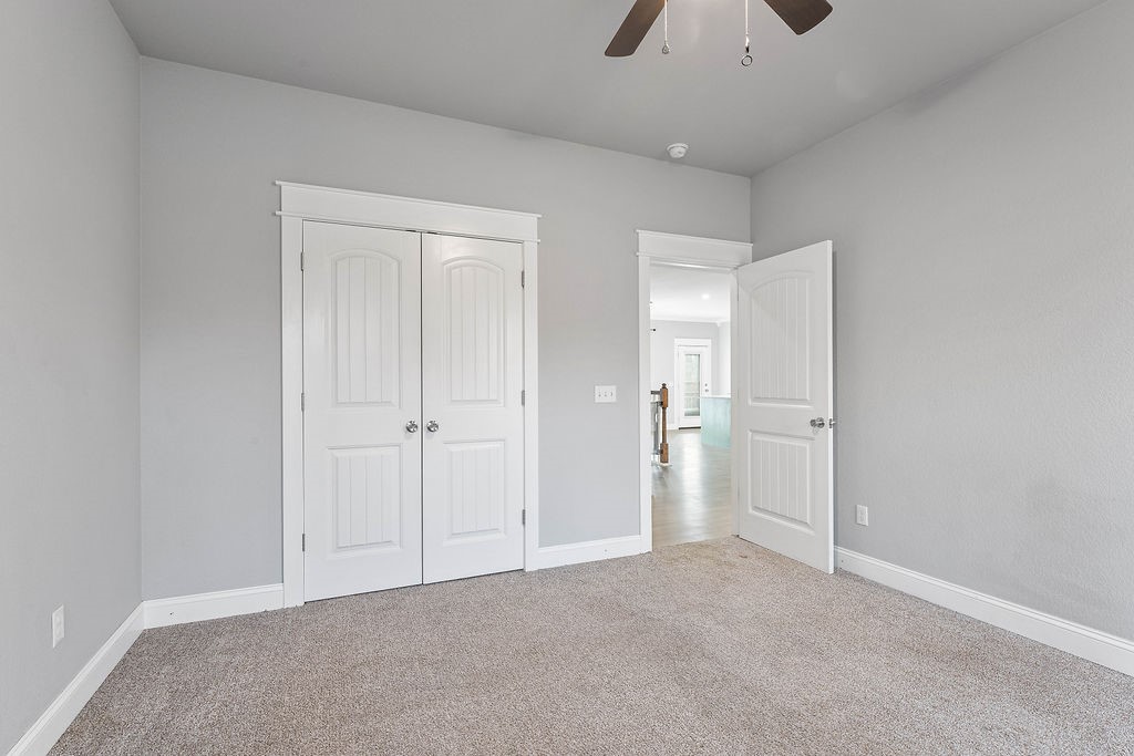 Creekwood Manor - Residential