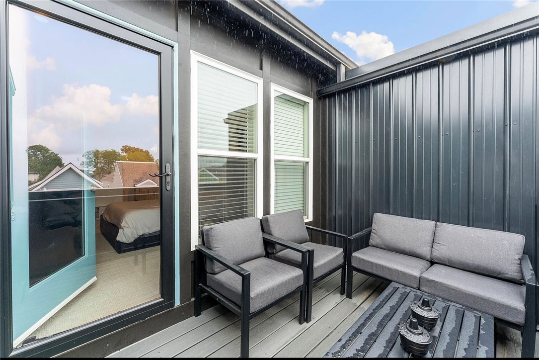 T J Hollands Sub Bentonville - Residential
