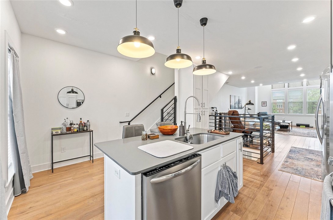 T J Hollands Sub Bentonville - Residential