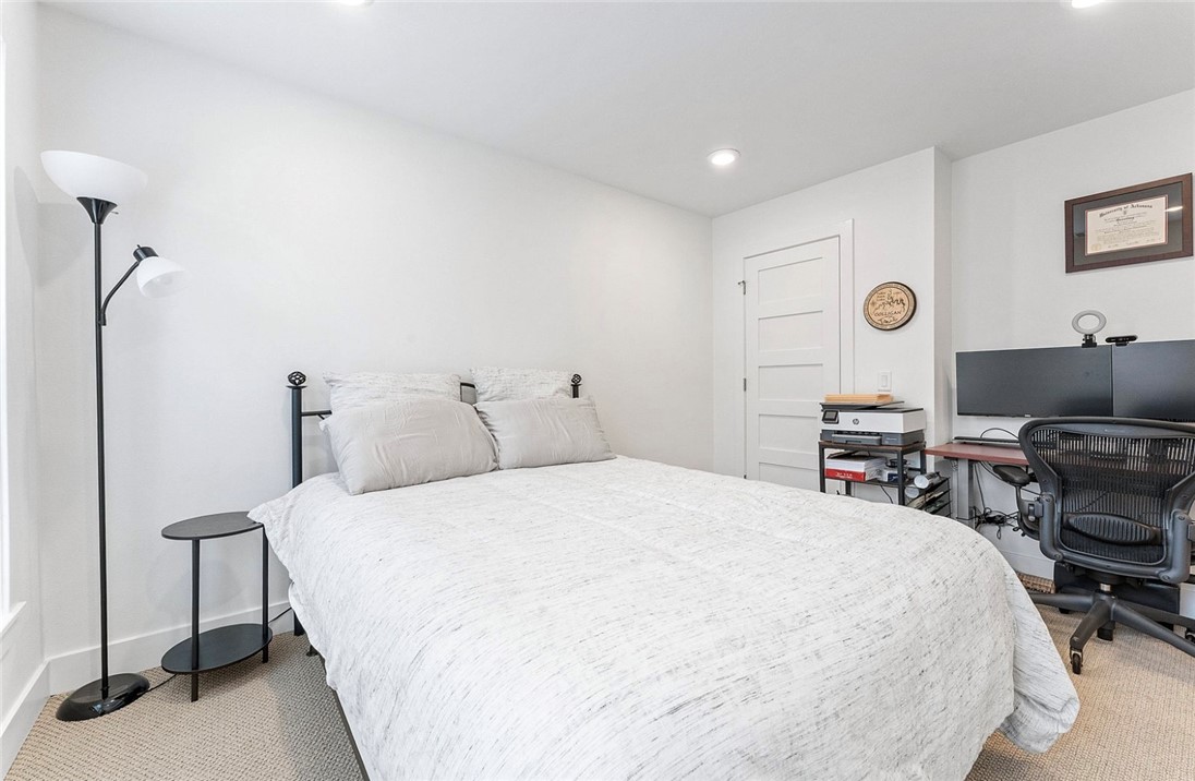 T J Hollands Sub Bentonville - Residential