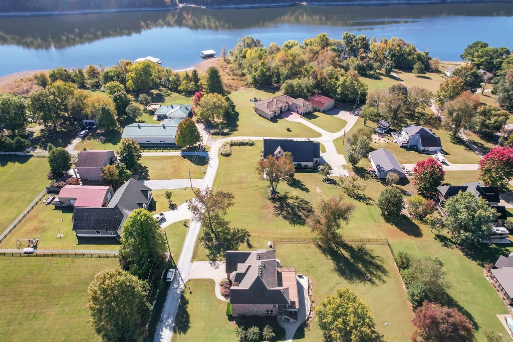 Vans Lakeside Acres Rurban - Residential