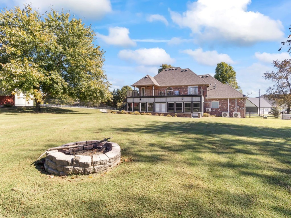 Vans Lakeside Acres Rurban - Residential