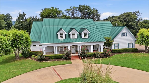 3840 E RIVER BLUFF CV, FAYETTEVILLE, AR 72701 - Image d88a992e712904ffd907149d4e43f9c2/2317137207