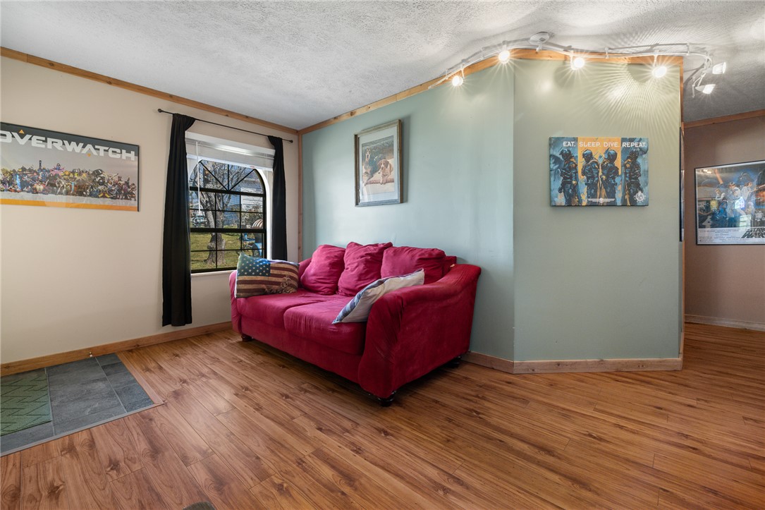 Holt Paradise - Residential