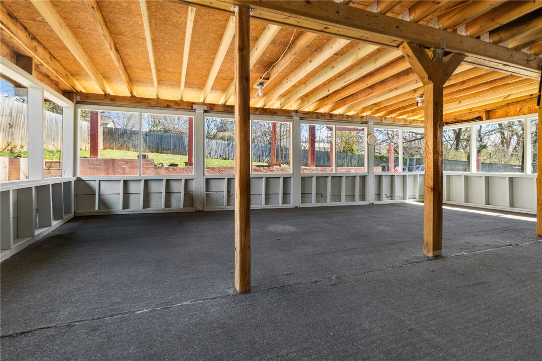 Holt Paradise - Residential