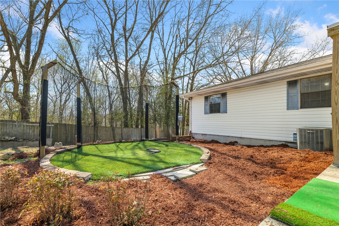 Holt Paradise - Residential