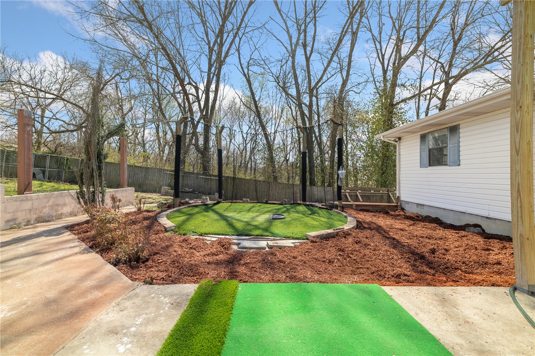 Holt Paradise - Residential