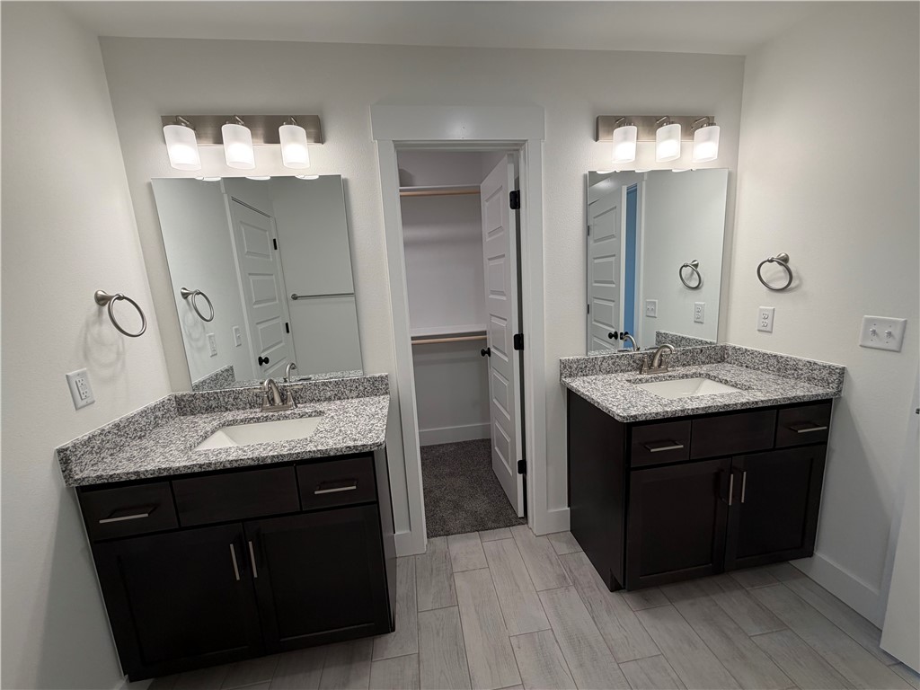 Woodcrest Walk - Residential Lease