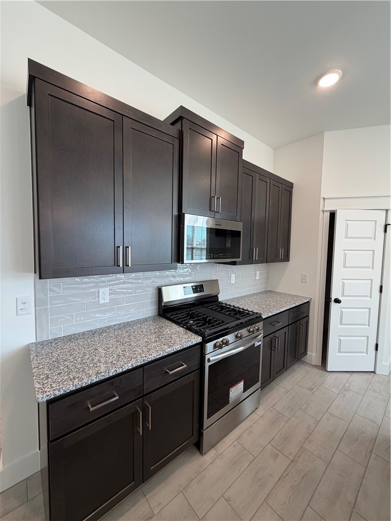 Woodcrest Walk - Residential Lease